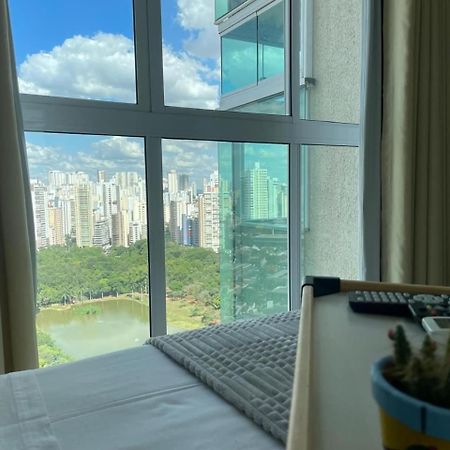 Moderno Flat Com Vista Para O Parque Vaca Brava Goiania Luaran gambar